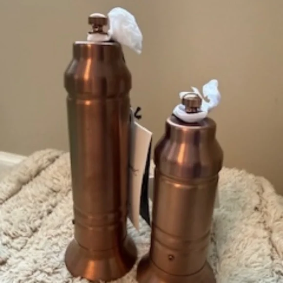 Hearth & Hand by Magnolia Salt and Pepper Grinder Set *NEW* - Picture 2 of 10